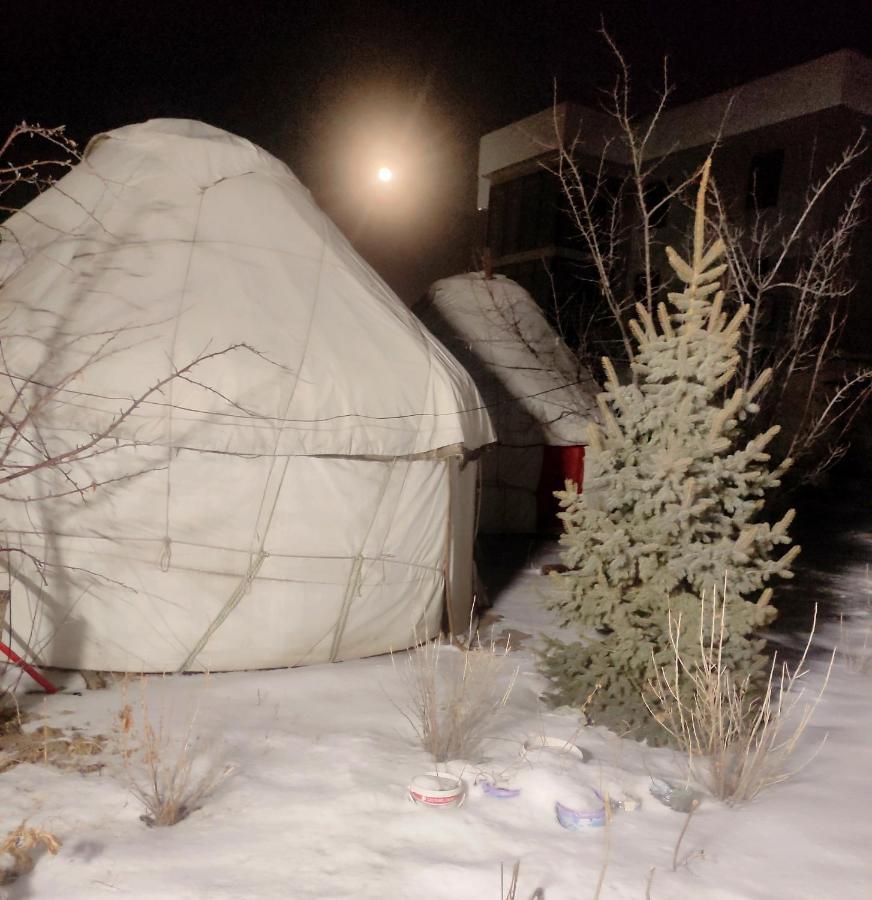 Hotel Yurt In My Garden Karakol Exterior foto